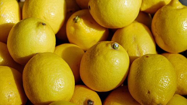 Limones (imagen referencial) - Sputnik Mundo