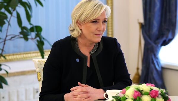 Marine Le Pen, la líder del Frente Nacional y candidata a la presidencia francesa - Sputnik Mundo