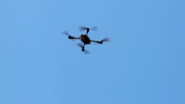 Un dron cuadrocóptero estadounidense (archivo) - Sputnik Mundo