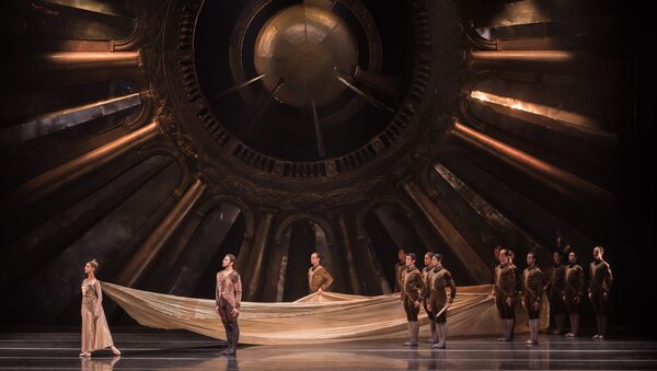 La puesta en escena del 'Hamlet Ruso', interpretada en el Ballet Nacional de Uruguay en 2017 - Sputnik Mundo