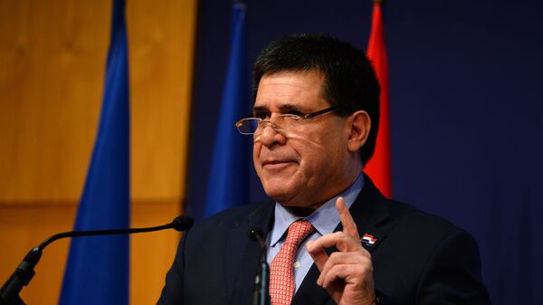 Paraguay's President Horacio Cartes delivers a speech during the international economic forum Latin America and the Caribbean at the economy ministry in Paris on June 3, 2016 - Sputnik Mundo