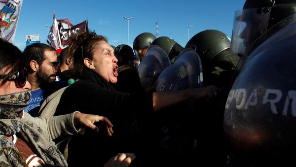 Protesta en Argentina - Sputnik Mundo