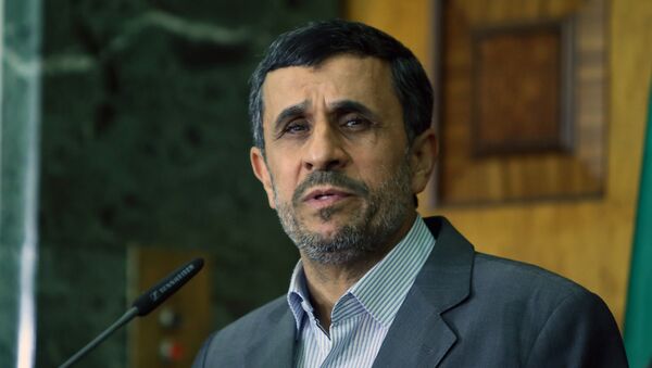 El expresidente iraní Mahmud Ahmadineyad - Sputnik Mundo