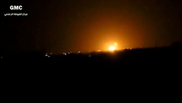 Una explosión cerca de Damasco tras un ataque israelí - Sputnik Mundo