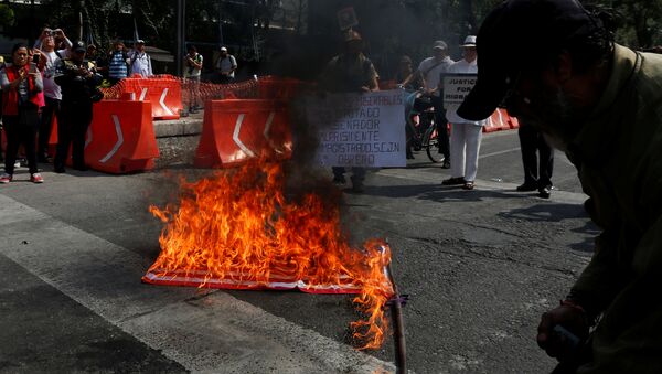 Protestas en el Día de los Trabajadores en México - Sputnik Mundo