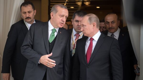 El presidente de Rusia, Vladímir Putin, y su homólogo turco, Recep Tayyip Erdogan - Sputnik Mundo