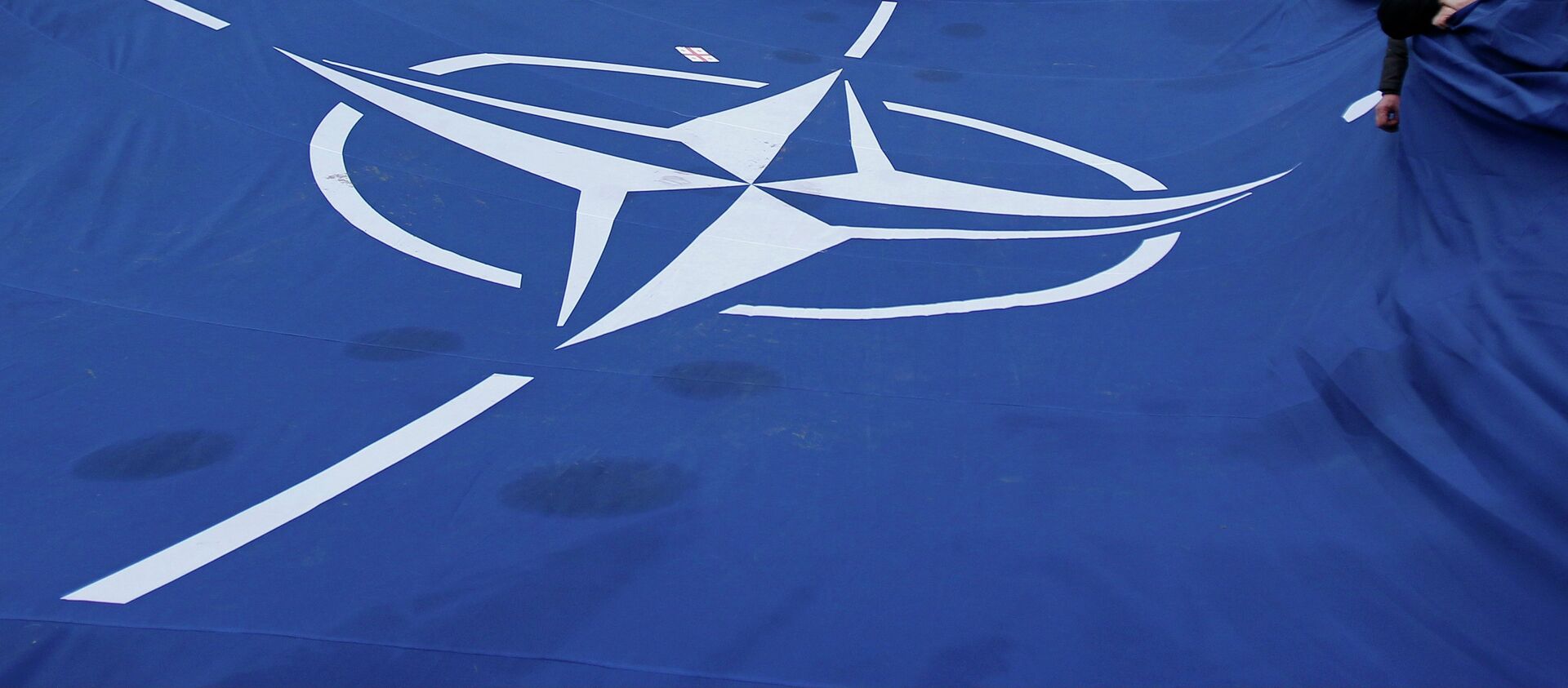 Bandera de la OTAN - Sputnik Mundo, 1920, 08.11.2019