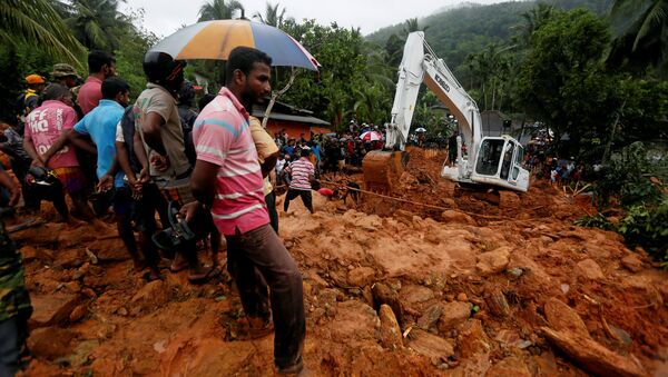 Consecuencias del diluvio en Sri Lanka - Sputnik Mundo