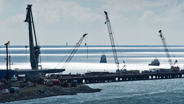 Construcción del puente de Crimea - Sputnik Mundo