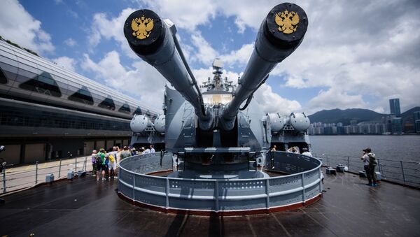 El legendario crucero lanzamisiles ruso Variag visita Hong Kong - Sputnik Mundo
