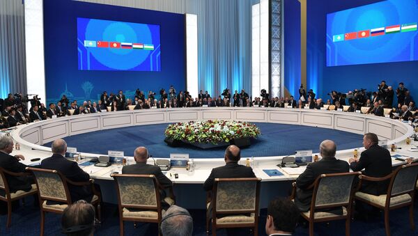 La cumbre de la Organización de Cooperación de Shanghái de en Astaná - Sputnik Mundo