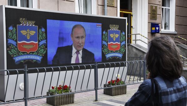 La 15ª 'Línea directa' con Vladímir Putin - Sputnik Mundo