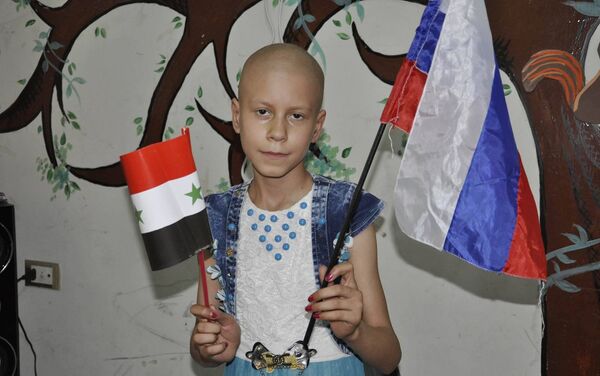 Rusia entrega a Siria medicamentos para los niños que sufren del cáncer - Sputnik Mundo
