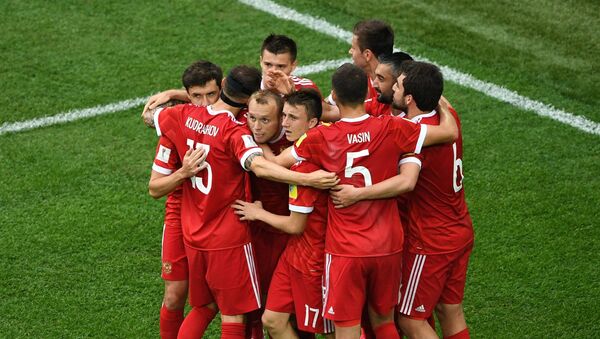 Rusia sale victoriosa en el primer partido de la Copa Confederaciones - Sputnik Mundo