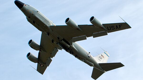 El avión espía estadounidense RC-135 - Sputnik Mundo