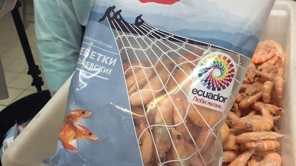 Camarones ecuatorianos en un supermercado ruso - Sputnik Mundo