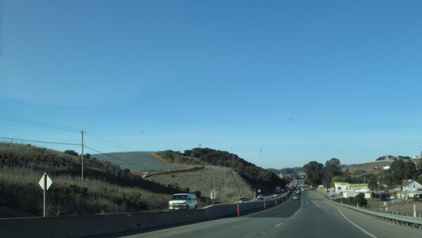 Carretera en California, EEUU - Sputnik Mundo