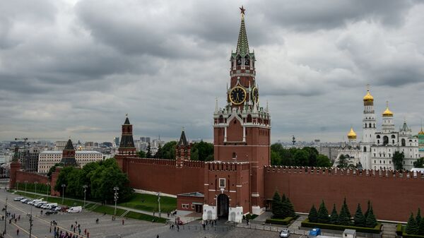 La torre Spásskaya del Kremlin de Moscú, Rusia - Sputnik Mundo