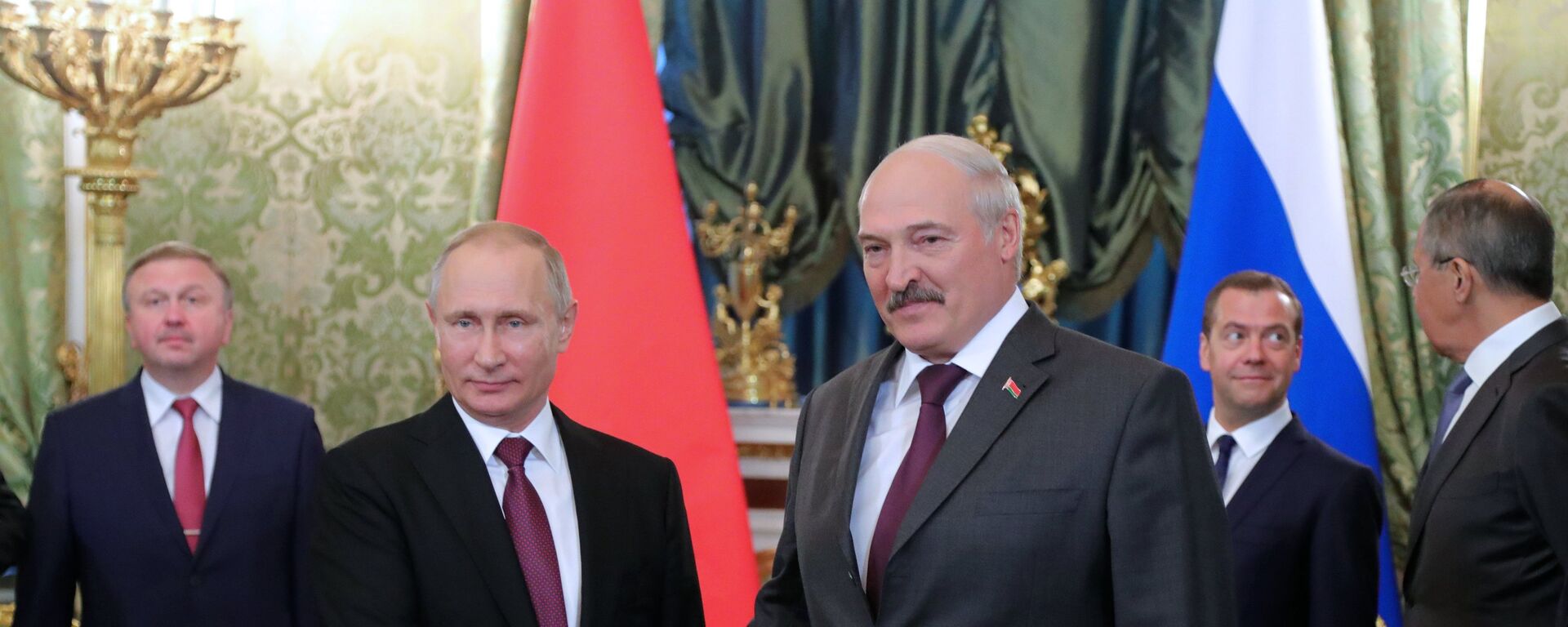 Presidente de Rusia, Vladímir Putin, presidente de Bielorrusia, Alexandr Lukashenko - Sputnik Mundo, 1920, 01.07.2021