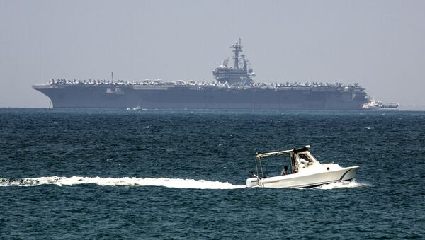 El USS George H.W. Bush atraca en el puerto israelí de Haifa - Sputnik Mundo