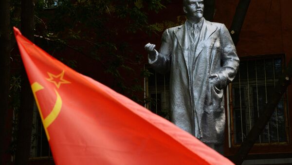El monumento de Lenin en Vladivostok - Sputnik Mundo