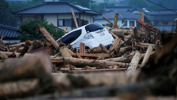 Consecuencias de las lluvias torrenciales y deslave en Japón - Sputnik Mundo