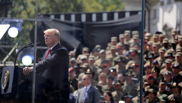 Donald Trump, presidente de EEUU, en Varsovia, Polonia - Sputnik Mundo