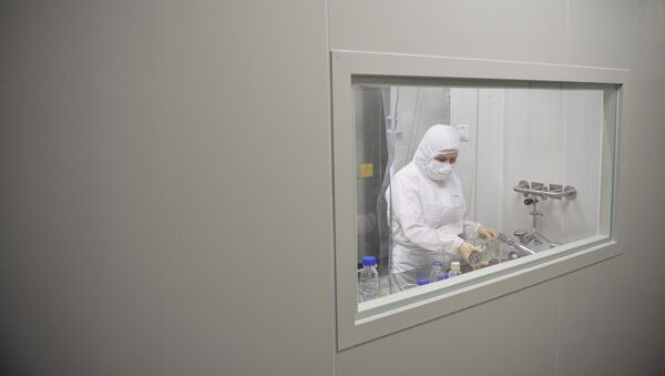 La producción de la vacuna contra ébola (archivo) - Sputnik Mundo