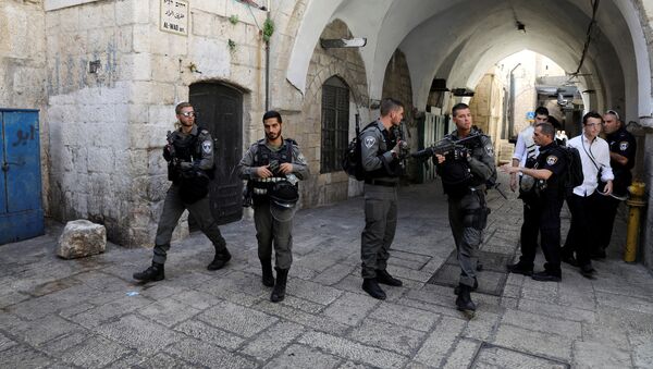 Policía israelí en el lugar del ataque en Jerusalén - Sputnik Mundo