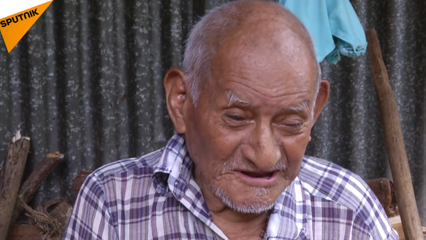 Máximo Gómez Hernández, un nicaragüense de 117 años (captura de la pantalla) - Sputnik Mundo