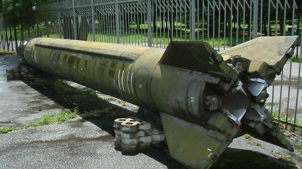 El misil balístico soviético R-17 - Sputnik Mundo