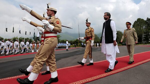 El nuevo primer ministro de Pakistán, Shahid Khaqan Abbasi - Sputnik Mundo