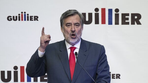 Chilean presidential candidate Alejandro Guillier - Sputnik Mundo