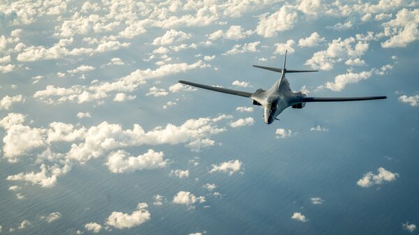  Un bombardero estadounidense  B-1B Lancer  - Sputnik Mundo