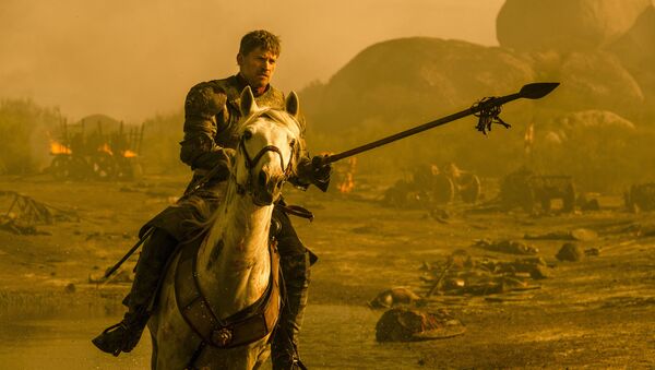 Jamie Lannister se lanza sobre el dragón Drogon - Sputnik Mundo