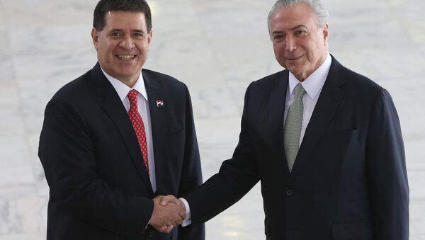 Los presidentes Michel Temer, de Brasil, y Horacio Cartes, de Paraguay. - Sputnik Mundo
