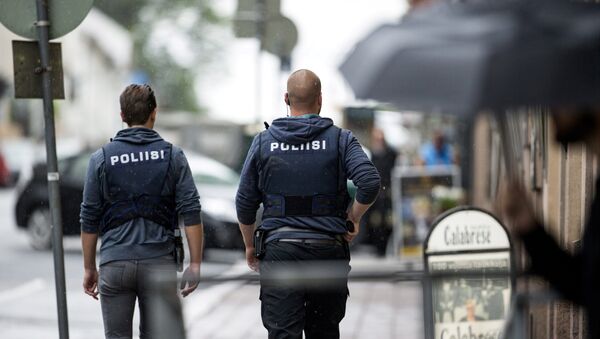 Policía finlandesa en la ciudad de Turku - Sputnik Mundo