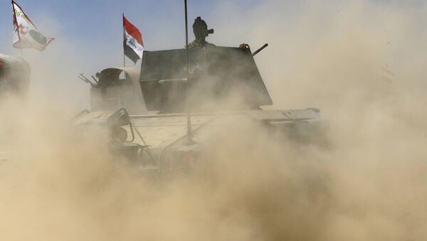 Militares iraquíes durante la operación antiterrorista en Tal Afar, Irak - Sputnik Mundo