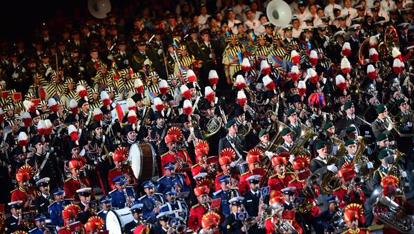La clausura del Festival de Música Militar en la Plaza Roja de Moscú - Sputnik Mundo