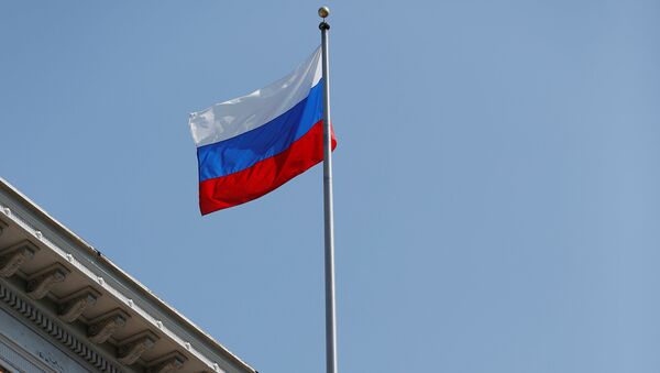 Bandera de Rusia en el Consulado en San Francisco, EEUU - Sputnik Mundo