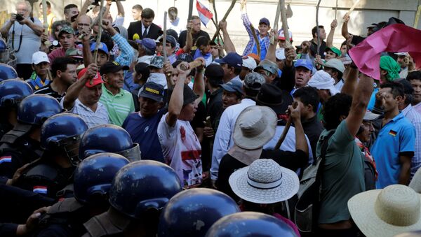 Protestas de agricultores en Asunción, la capital de Paraguay - Sputnik Mundo
