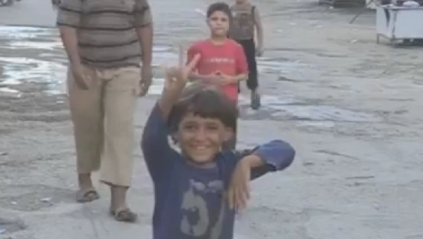 Vuelve la vida a la ciudad siria de Deir Ezzor tras tres años de asedio de Daesh - Sputnik Mundo