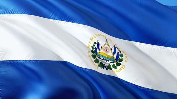 Bandera de El Salvador - Sputnik Mundo