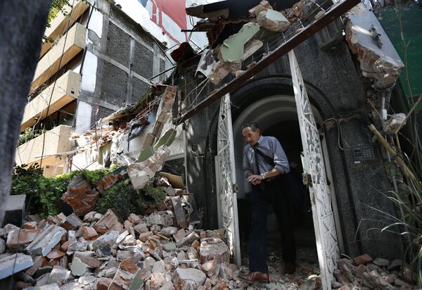 Espanto y dolor: un sismo violento y desastroso sacude México - Sputnik Mundo