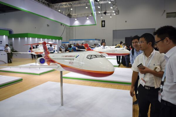 Novedades aeroespaciales en Aviation Expo China 2017 - Sputnik Mundo