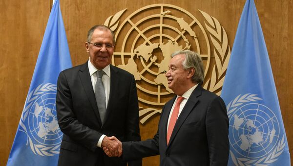 Ministro de Asuntos Exteriores de Rusia, Serguéi Lavrov, y secretario general de la ONU, Antonio Guterres - Sputnik Mundo