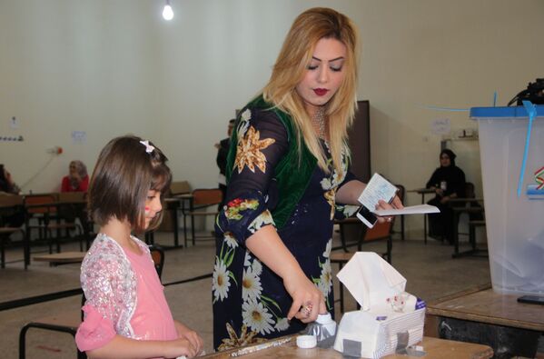 La cara femenina del referéndum independentista kurdo - Sputnik Mundo