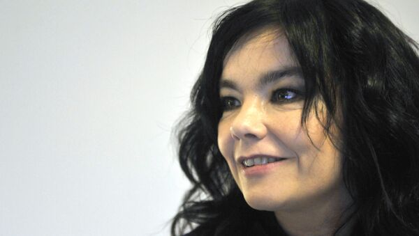 La cantante islandesa Björk - Sputnik Mundo