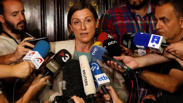 Carme Forcadell, la presidenta del Parlamento catalán - Sputnik Mundo