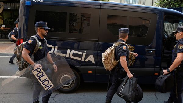Policía Nacional de España en Cataluña - Sputnik Mundo
